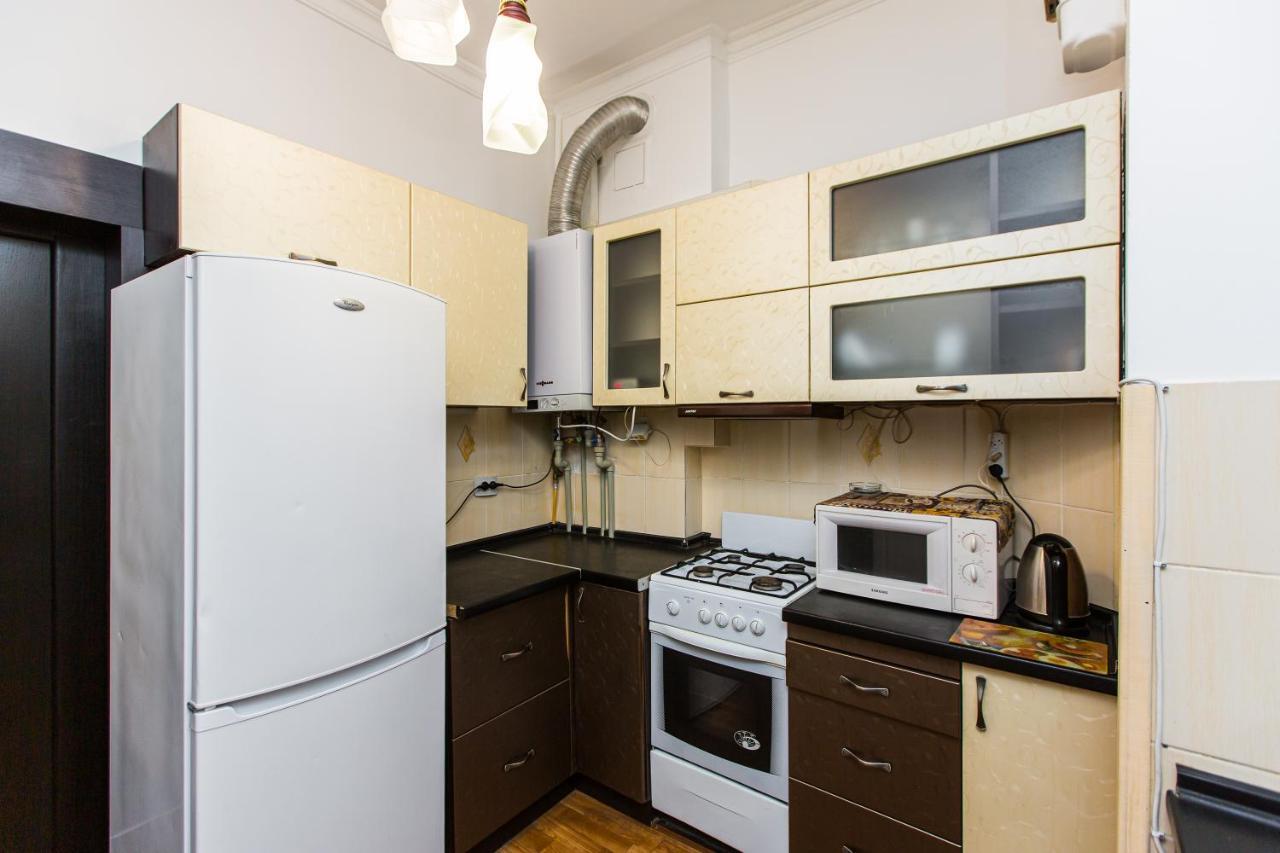 Квартира Подобово Біля Площі Ринок Вулиця Староєврейська 17 Lviv Eksteriør bilde